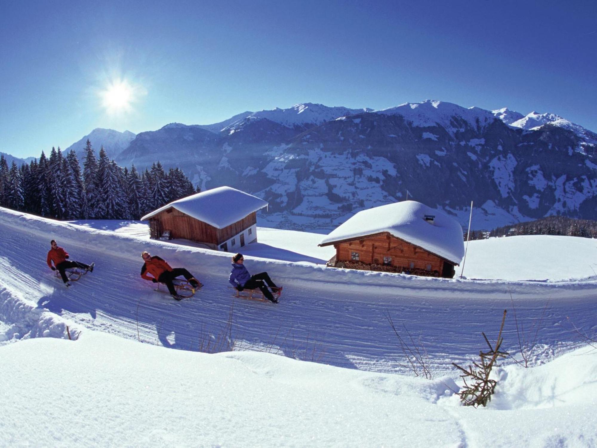 Holiday Flat In Uderns Near The Ski Area エクステリア 写真