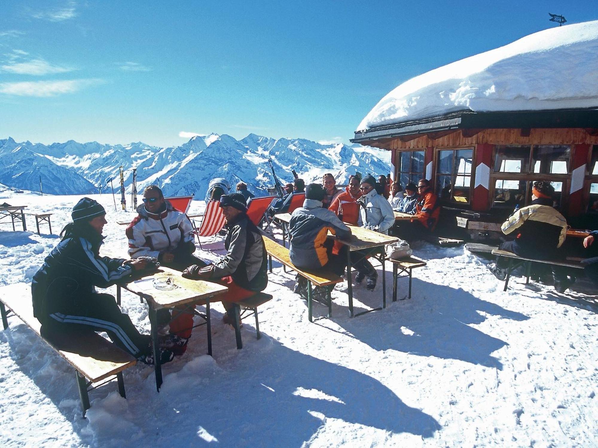 Holiday Flat In Uderns Near The Ski Area エクステリア 写真